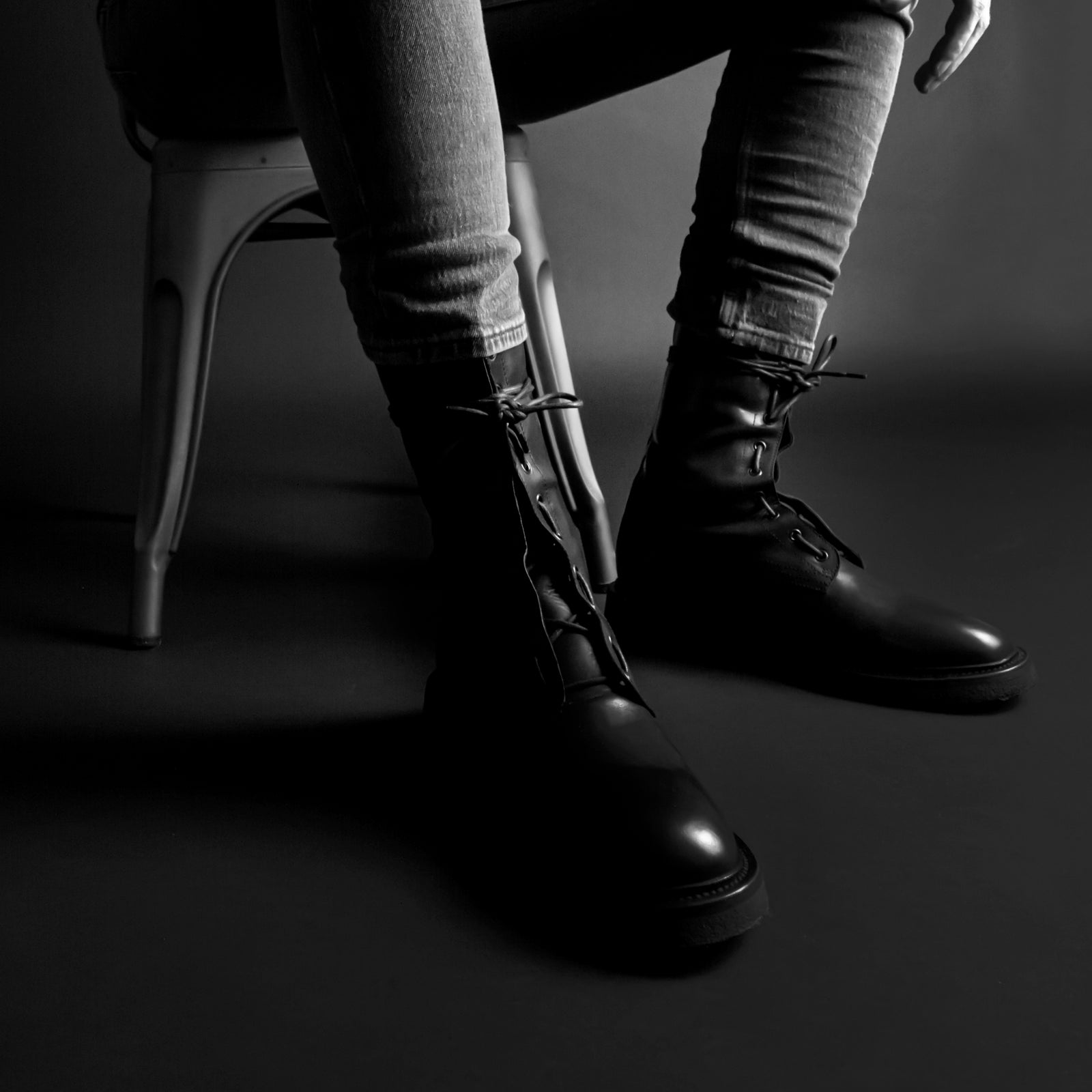 Lorenzo combat boot deals